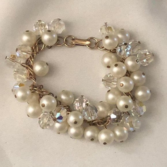 3pc Vintage White/Clear Beaded Gold Tone Earrings, Bracelet & Stauer White Neckl - Picture 3 of 8